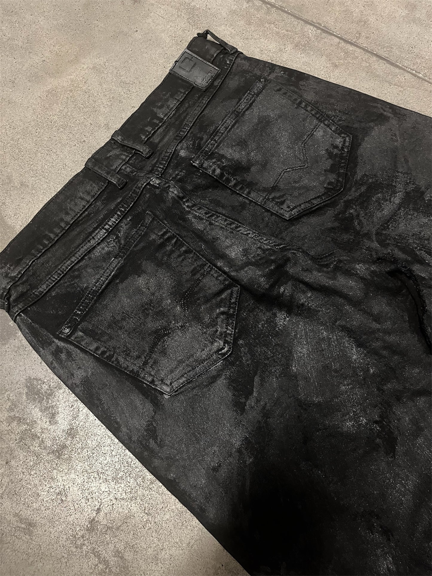 MAD 'Fake Wax' JEANS