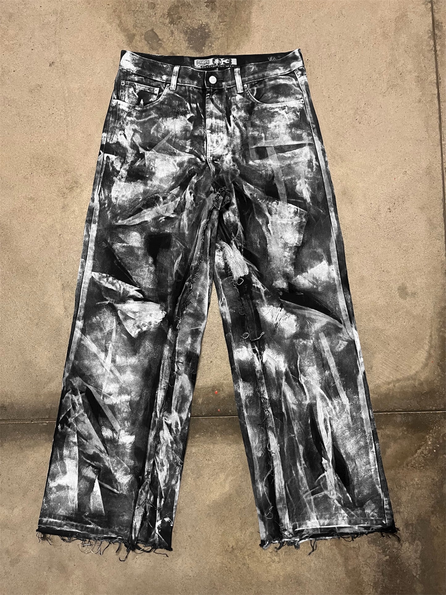 MAD 'Monochrome' JEANS